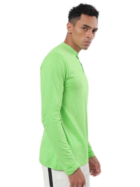

Bewakoof Men Green Pure Cotton Solid T-shirt