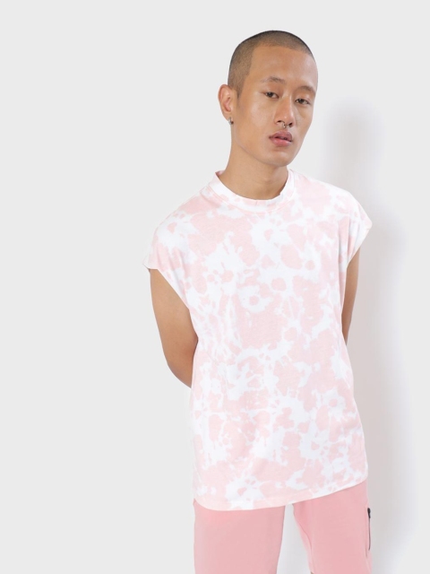 

Bewakoof Men White & Pink Tie and Dye Dyed Extended Sleeves Pure Cotton Loose T-shirt