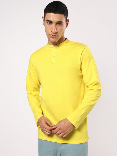 

Bewakoof Men Yellow Henley Neck Pure Cotton T-shirt