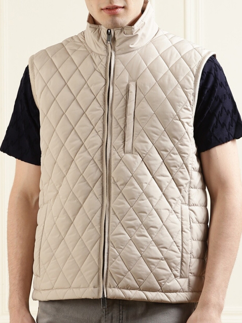 

HACKETT LONDON Men Beige Lightweight Longline Outdoor Quilted Jacket with Embroidered