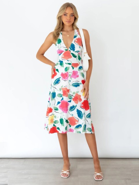 

BoStreet White & Blue Floral Halter Neck Sheath Dress