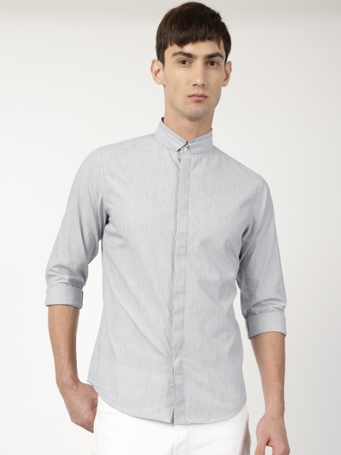 

ether Men Grey Slim Fit Solid Casual Shirt