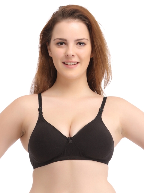 

Clovia Black Solid Non-Wired Lightly Padded Everyday Bra