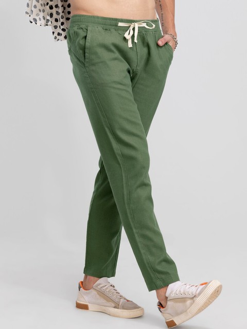 

Snitch Men Olive Green Slim Fit Wrinkle Free Pleated Trousers