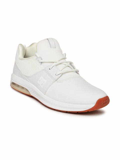 

DC Men White Heathrow IA Sneakers