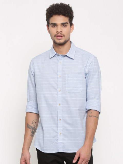 

Indian Terrain Men Blue & White Regular Fit Striped Casual Shirt