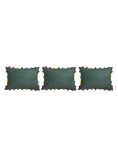 

Lushomes Green Set of 3 Rectangle Cushion Covers