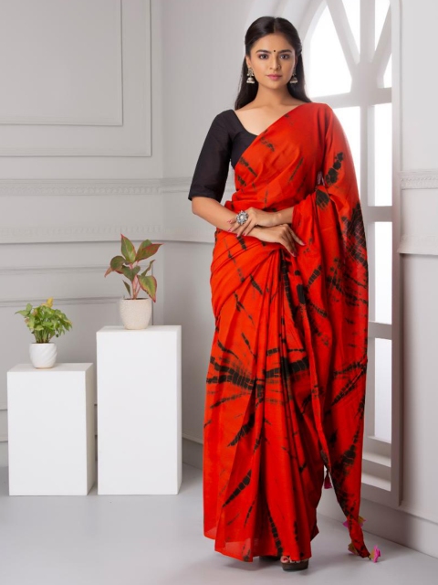 

Baisacrafts Red & Black Pure Cotton Saree