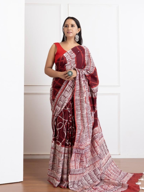 

Baisacrafts Women Maroon & White Pure Cotton Block Print Saree