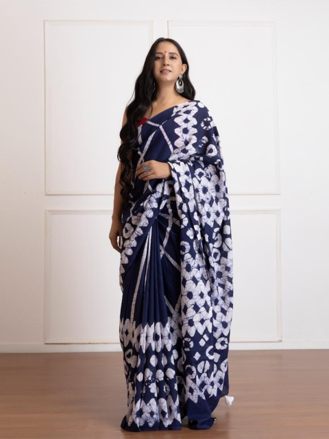 

Baisacrafts Blue & White Batik Pure Cotton Block Print Saree