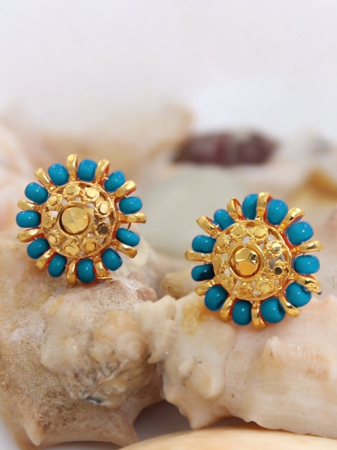 

NAKABH Pack Of 4 Gold-Toned Circular Studs Earrings