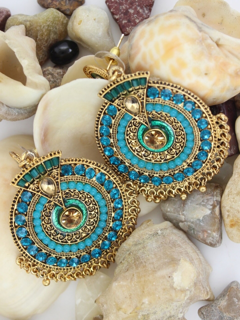 

NAKABH Gold-Toned Geometric Chandbalis Earrings