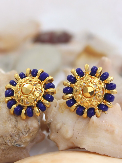 

NAKABH Women Gold-Toned Circular Studs Earrings (4 Pairs)