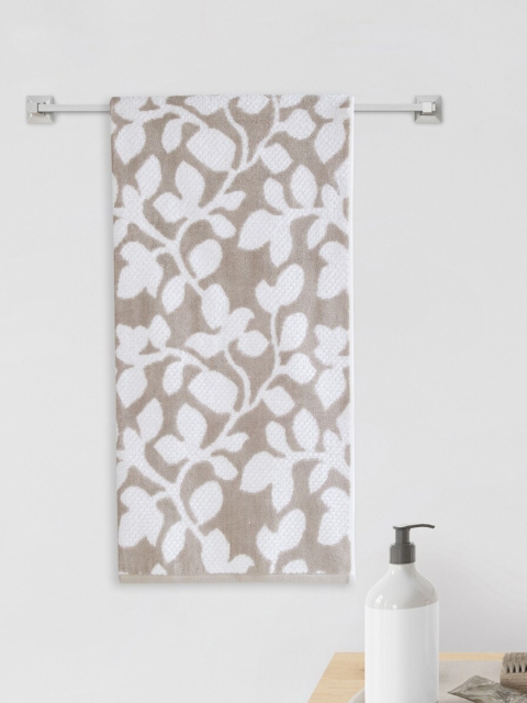 

Home Centre Grey Printed Cotton 380 Gsm Bath Towels