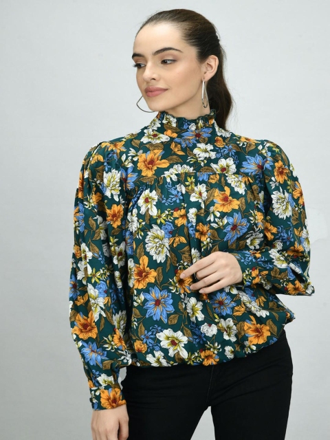 

Retrobelaa Green & White Floral Printed Top