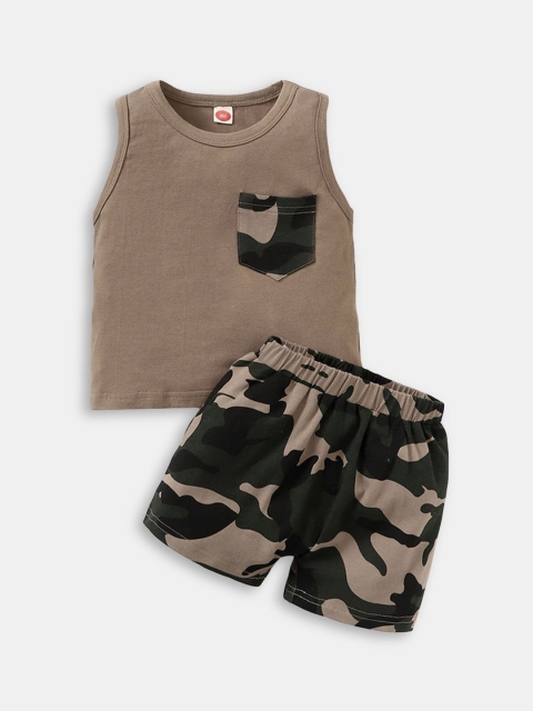 

Hopscotch Boys Brown & Black Top with Shorts