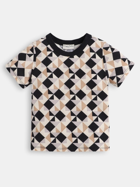 

Hopscotch Boys Black & Cream-Coloured Printed T-shirt
