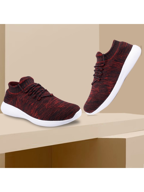 

KRAASA Men Red Textile Running Non-Marking Shoes
