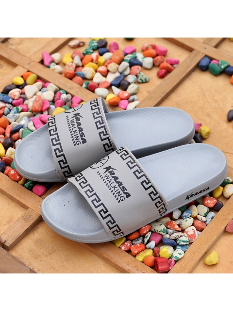 

KRAASA Men Grey & Black Printed Rubber Sliders