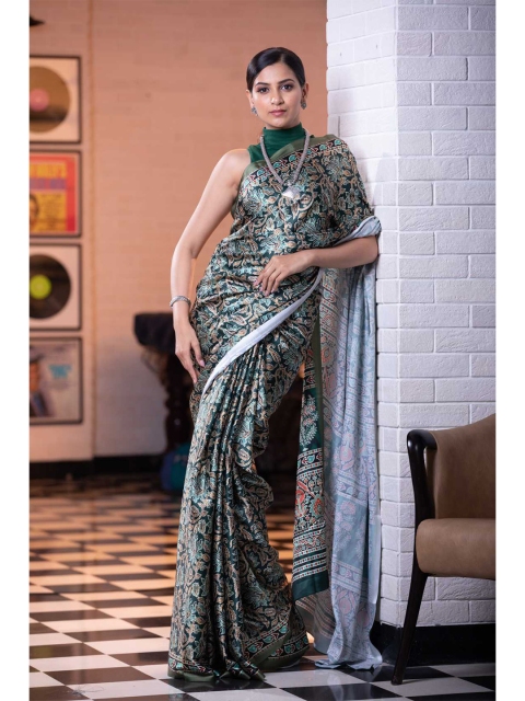 

KARAGIRI Green & Red Floral Silk Blend Ajrakh Saree