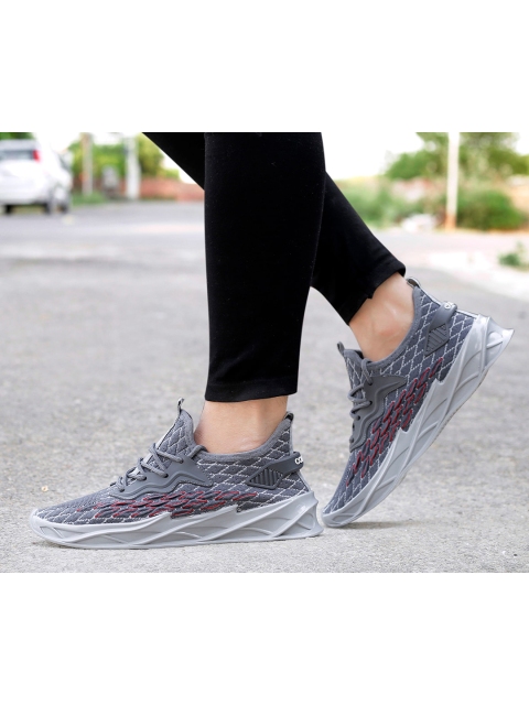 

KRAASA Men Grey Woven Design Sneakers