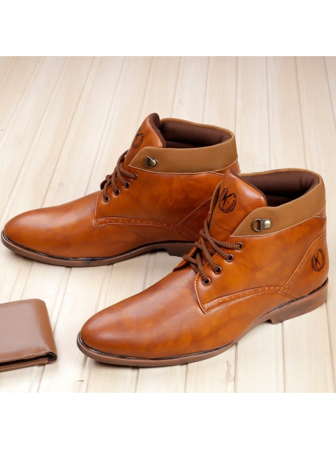 

KRAASA Men Tan Solid Patent Leather Lace-Up Boots