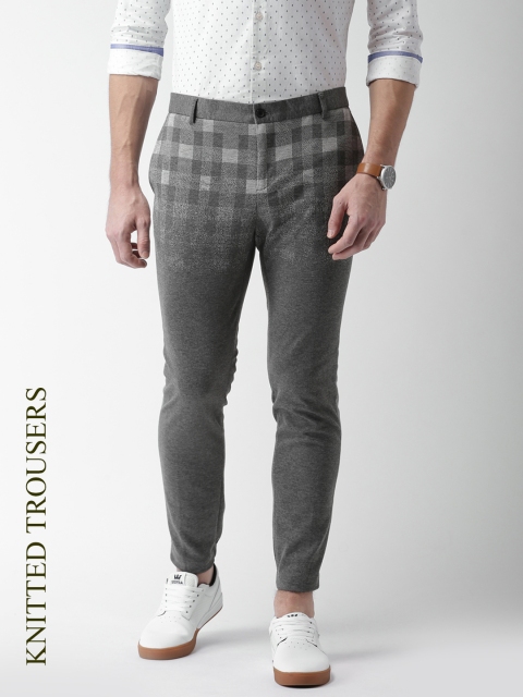 

INVICTUS Men Grey Knitted Slim Fit Checked Regular Trousers