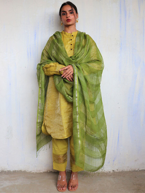 

Chidiyaa Women Yellow Linen Kurta with Trousers and Dupatta