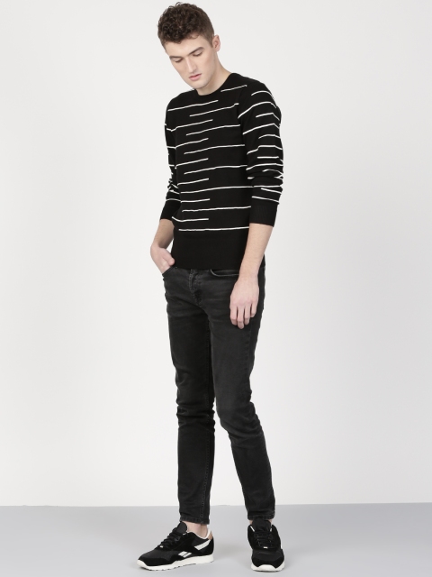 

ether Men Black & White Engineered Striped Pullover