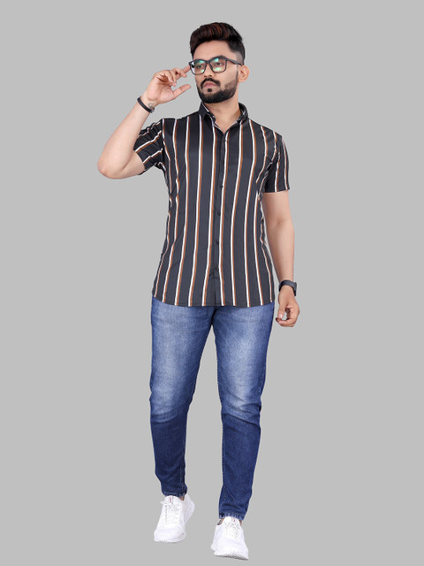 

Fashion FRICKS Men Black Classic Striped Casual Shirt