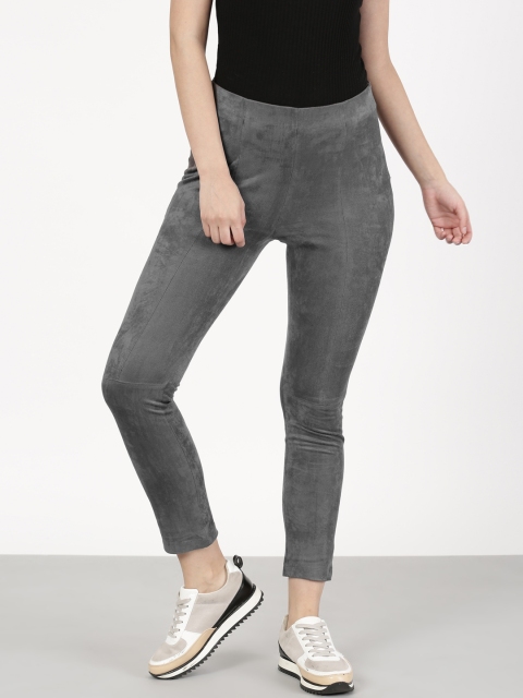 

ether Women Grey Slim Fit Solid Knitted Trousers