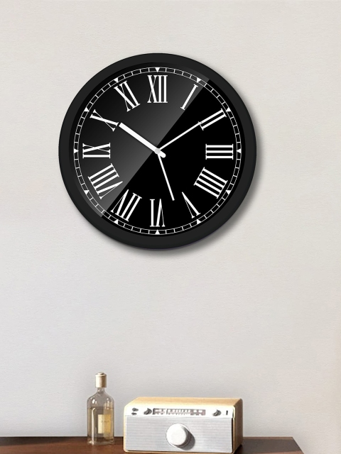 

WENS Black & White Contemporary Wall Clock