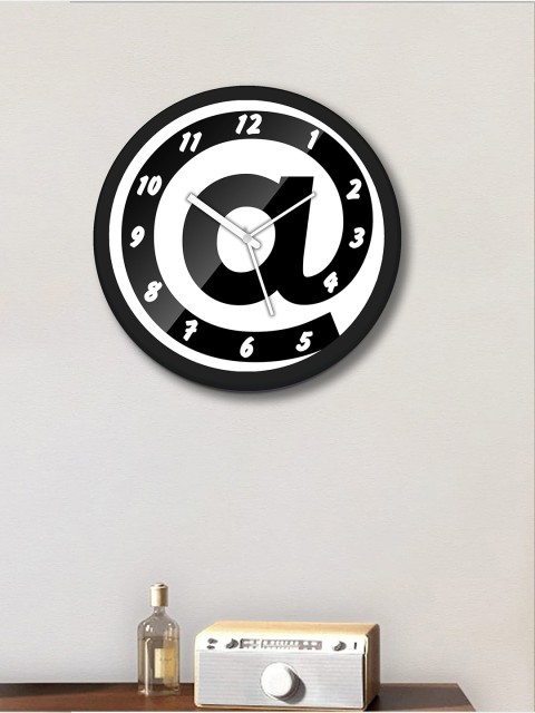 

WENS Black & White Printed Contemporary Wall Clock