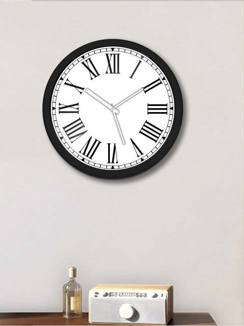 

WENS White & Black Round Analogue Contemporary Wall Clock