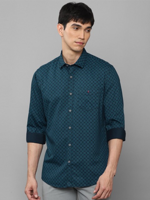 

Louis Philippe Sport Men Blue Slim Fit Printed Casual Shirt