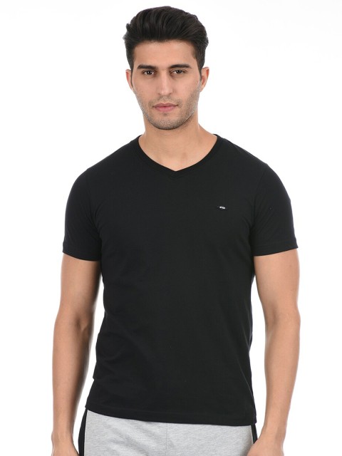 

Cloak & Decker by Monte Carlo Men Black Regular Fit V-Neck T-shirt