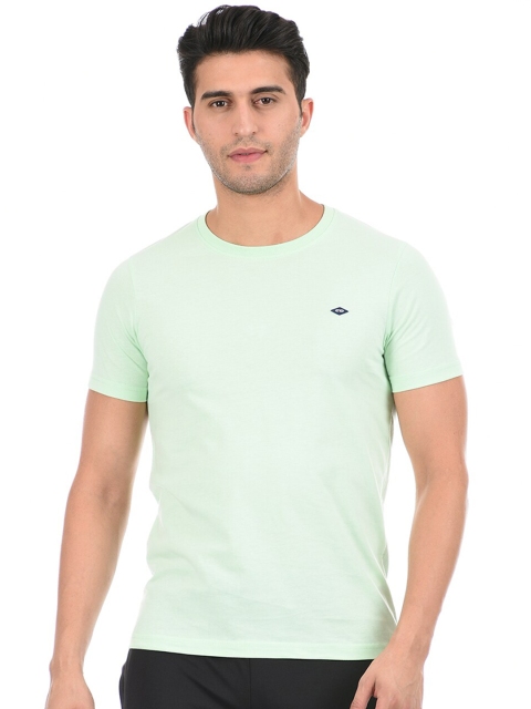 

Cloak & Decker by Monte Carlo Men Green Solid Cotton T-shirt