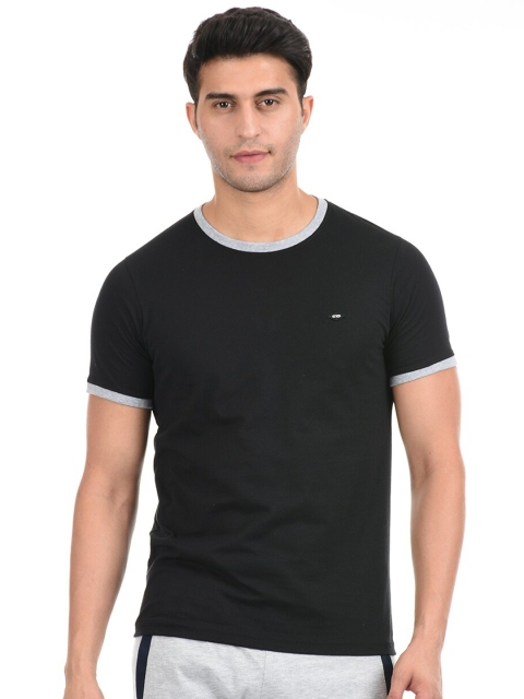 

Cloak & Decker by Monte Carlo Men Black Solid T-shirt