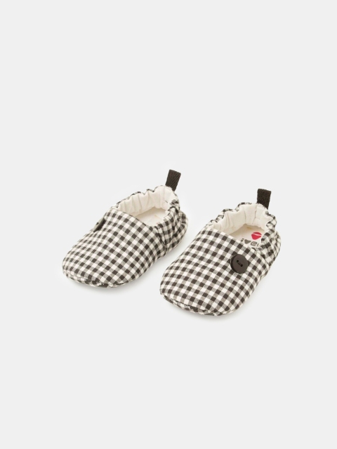 

Hopscotch Infant Boys Black & White Checked Cotton Booties