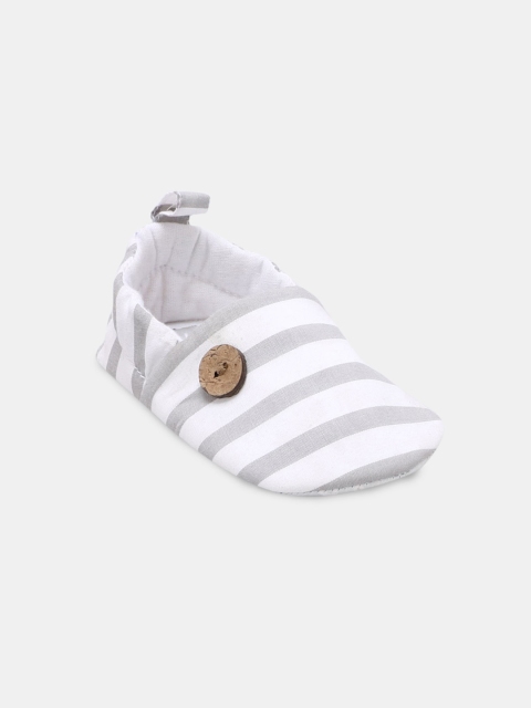 

Hopscotch Infant Boys White & Grey Striped Booties