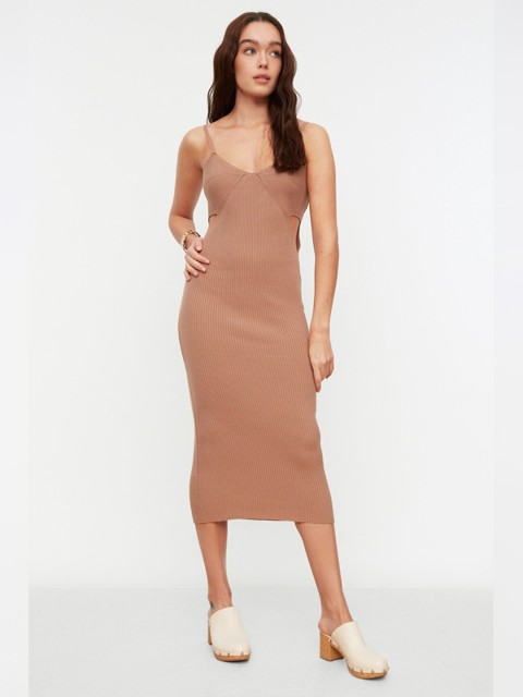 

Trendyol Women Brown Bodycon Midi Dress
