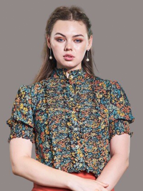 

NEOFAA Women Black Floral Printed Casual Shirt