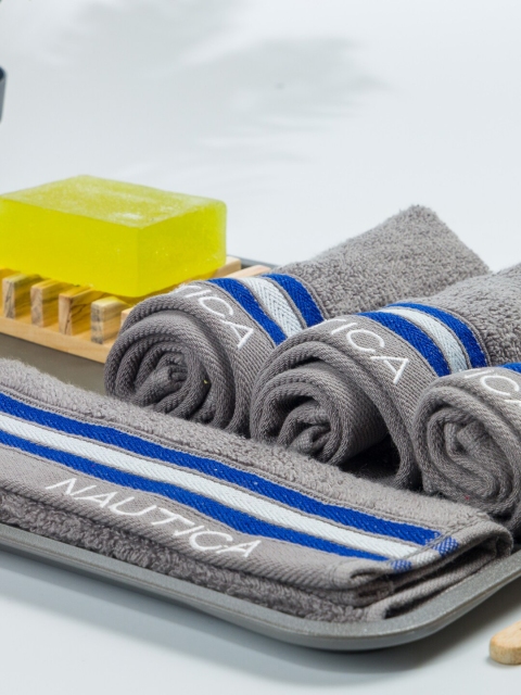 

Nautica Set Of 4 Solid 500 GSM Pure Cotton Bath Towels, Grey