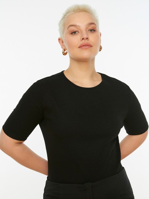

Trendyol Women Plus Size Black Solid Fitted Top