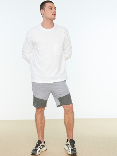 

Trendyol Men Grey Colourblocked Shorts
