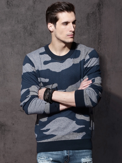 

RDSTR Men Blue & White Patterned Sweater