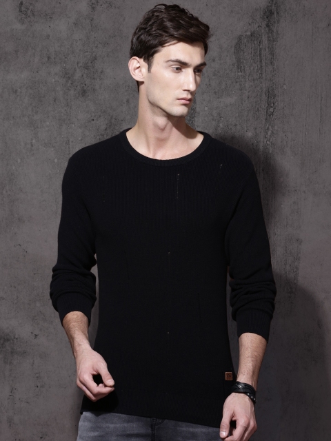 

Roadster Men Black Solid Pullover