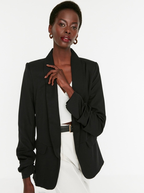 

Trendyol Women Black Solid Single Breasted Casual Blazer