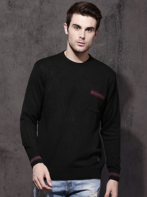 

Roadster Men Black Solid Pullover Sweater