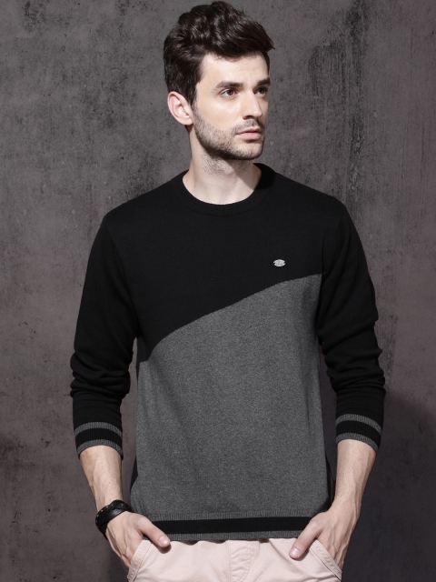 

Roadster Men Black & Grey Colourblocked Sweater